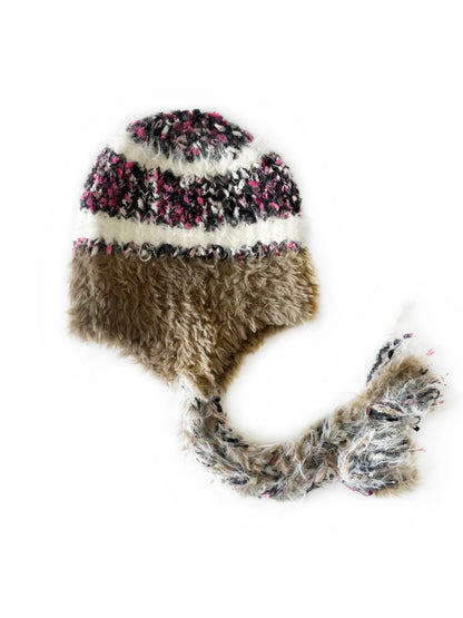 Haila - Minimalist Color-Block Knitted Beanie with Tassel Braids