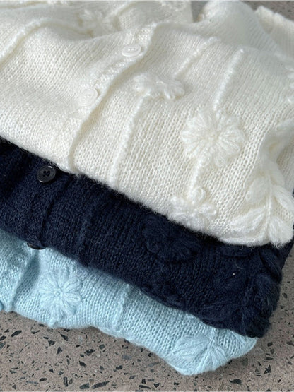 Crosa - Knitted Sweater Featuring Exquisite Embroidery
