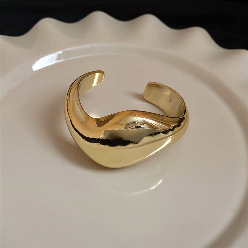 Irregular Geometric Smooth Twist Open Bracelet