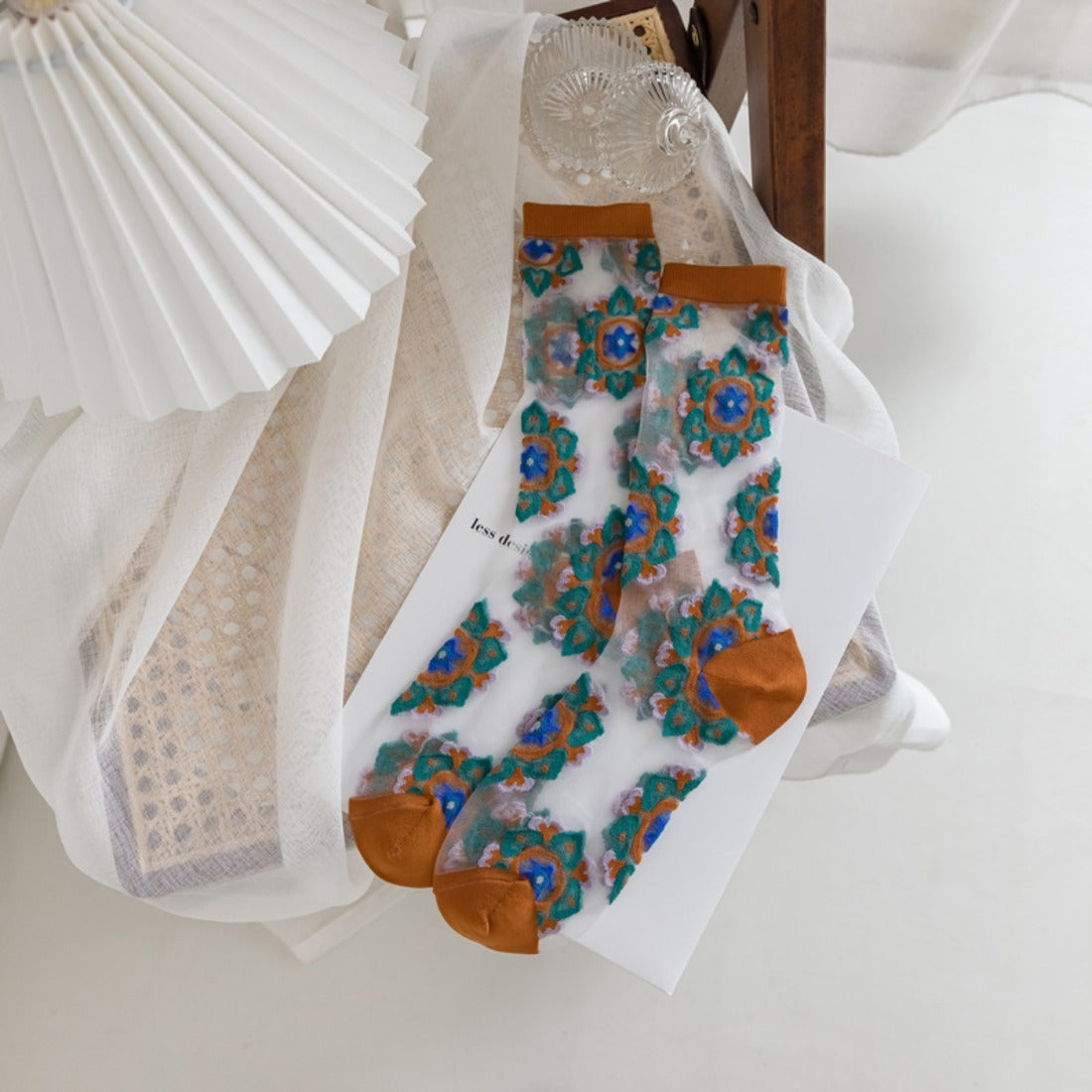 Rufia - Elegant Floral Patterned Mid-Calf Socks