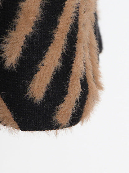 Urban Loose With Belted High-Neck Knitting Sweater