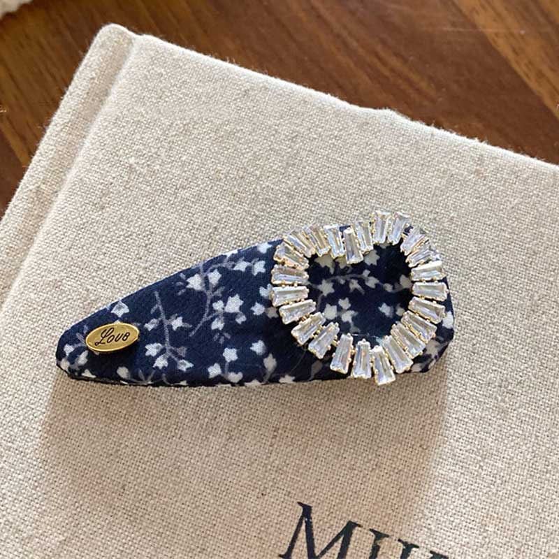 Floral Print Rhinestone Letter Hair Clip