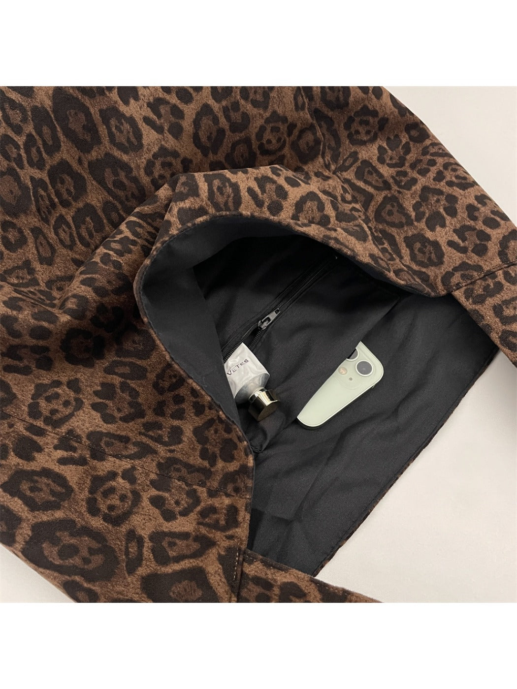 Cosbai - Leopard Print Tote Shoulder Bag