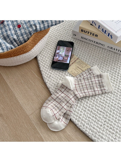 Rufia - Mid-Calf Capsule Socks with Plaid Patterns