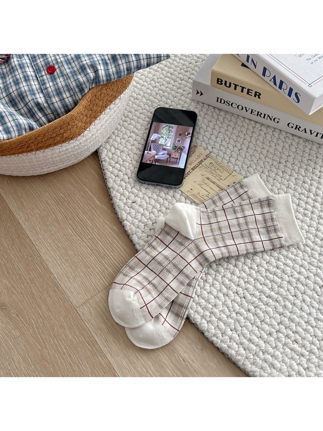 Rufia - Mid-Calf Capsule Socks with Plaid Patterns