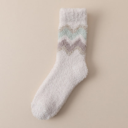 Rufia - Wavy Pattern Coral Fleece Socks