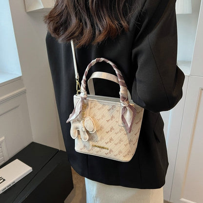 Retro Handbag With Pendant