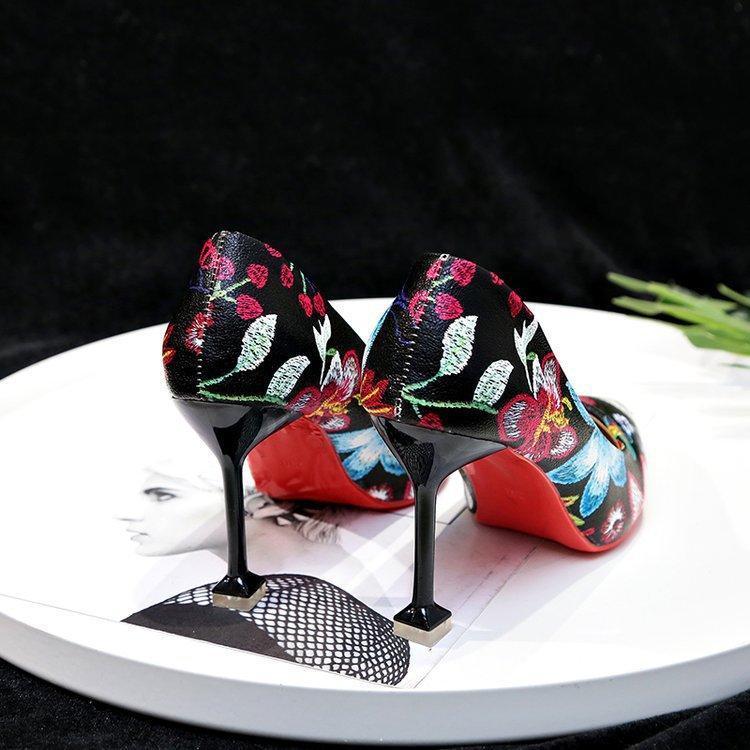 Pointed Heels High Heel Stiletto Flowers Retro Embroidery Shoes