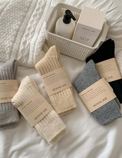 Casual Solid Color Thicken Plush Crew Socks
