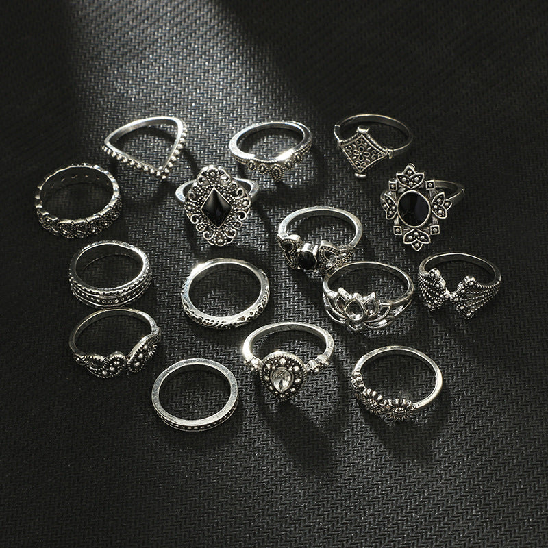 Vintage Geometric Ring Set With Black Stone