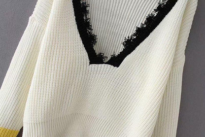Solid Color Long Sleeve Deep V Neck Tassels Sweater
