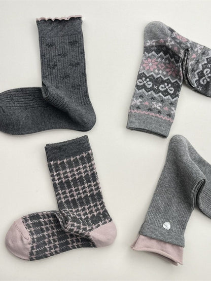 Rufia - Grey Pink Plaid Bow Mid-Crew Socks