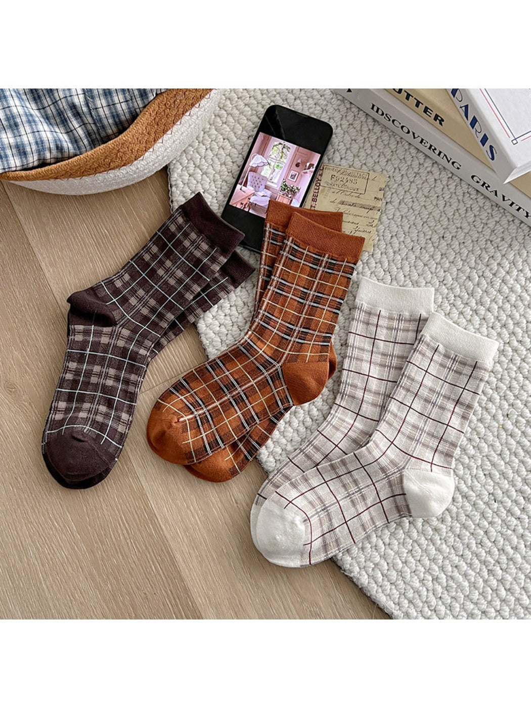 Rufia - Mid-Calf Capsule Socks with Plaid Patterns