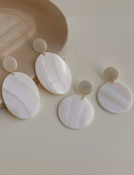 Trendy Oval Shell Discs Drop Stud Earrings