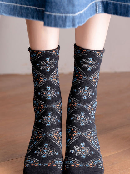 Rufia - Retro Mid-calf Socks with Diamond Floral Patterns
