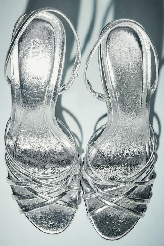 METALLIC EFFECT HEELED SANDALS