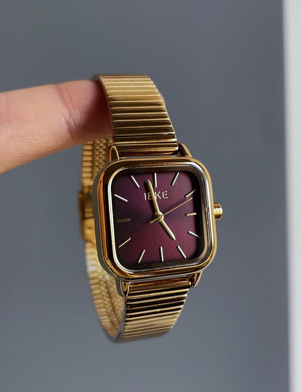 Minimalist Geometric Dail Stainless Steel Watch