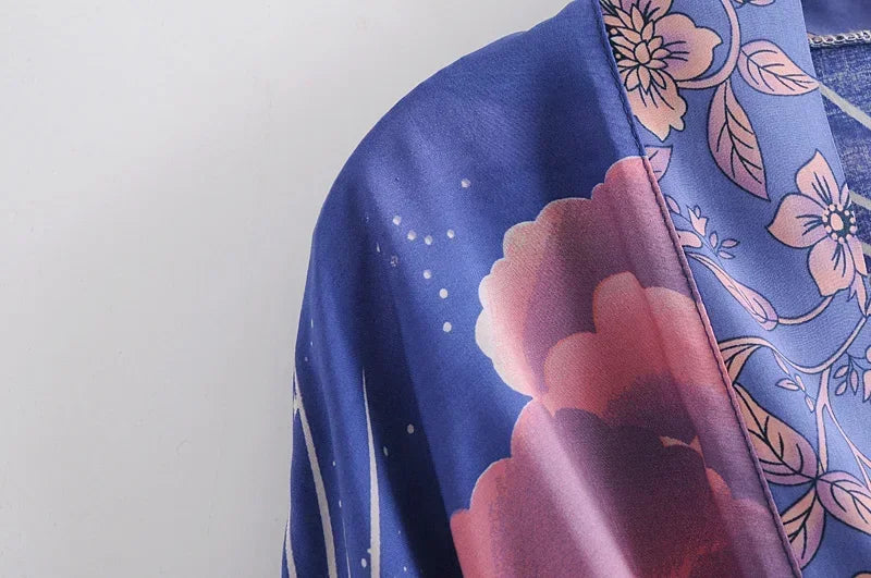 Boho Queens Vintage Star And Moon Floral Print Sashes Women Bohemian V Neck Batwing Sleeves  Happie Short Robe Kimono