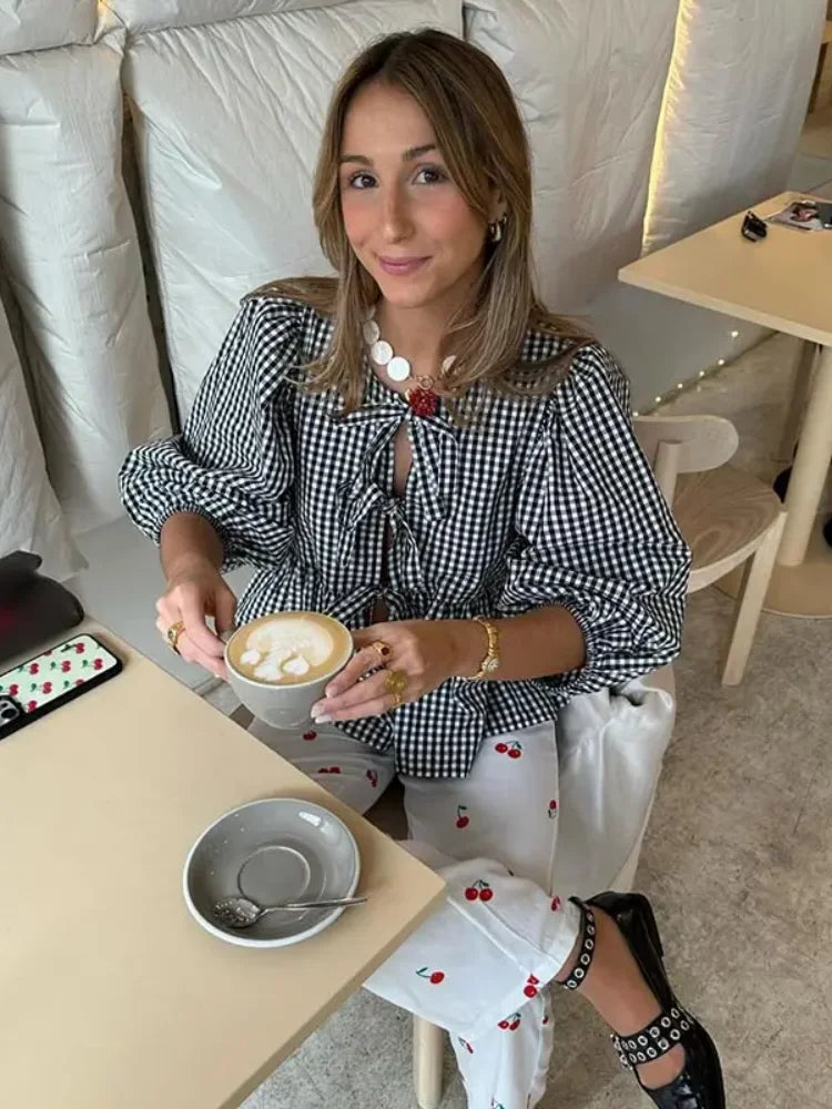 Casual Striped Lace Up Women'S Shirt Fashion Long Sleeve O-Neck Bow Loose Shirts 2024 Spring Summer Hollow Out Lady Outwear