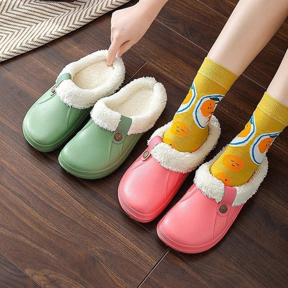 Saint Morris Pisa Plush Slippers
