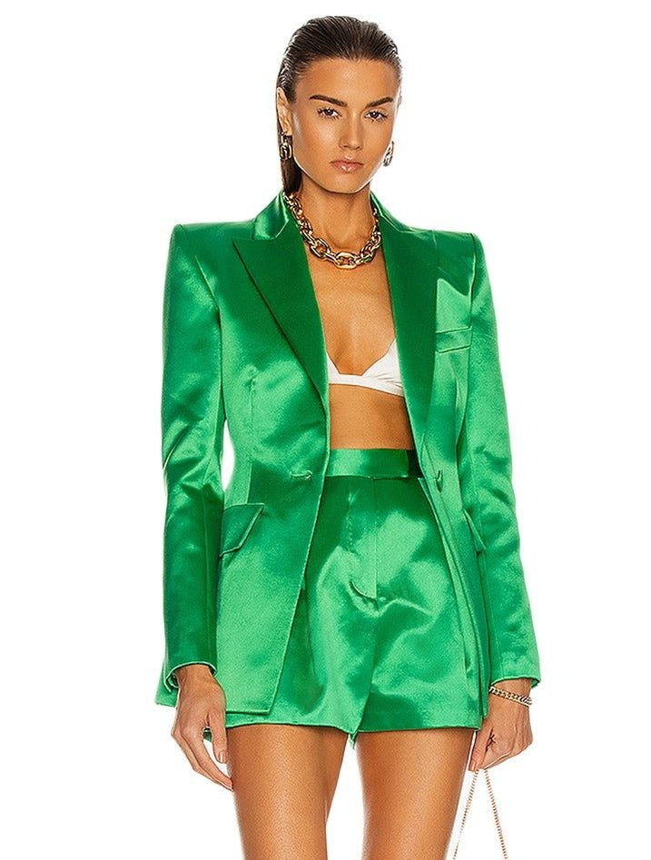 Nicole Suit