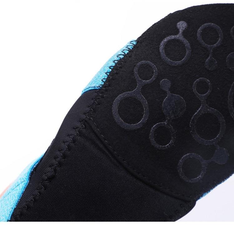 Women Flats Canvas Shoes Women Fitness Shoes Non-Slip Sneakers Summer Breathable Sapato Femininos Big Size 35-42 Fashion Sneaker