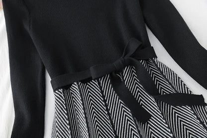 Elis Knit Dress