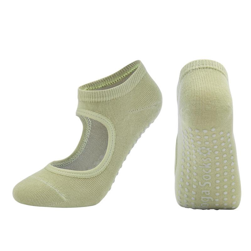 Hot Breathable Anti-Friction Women Yoga Socks Silicone Non Slip Pilates Barre Breathable Sports Dance Socks Slippers With Grips