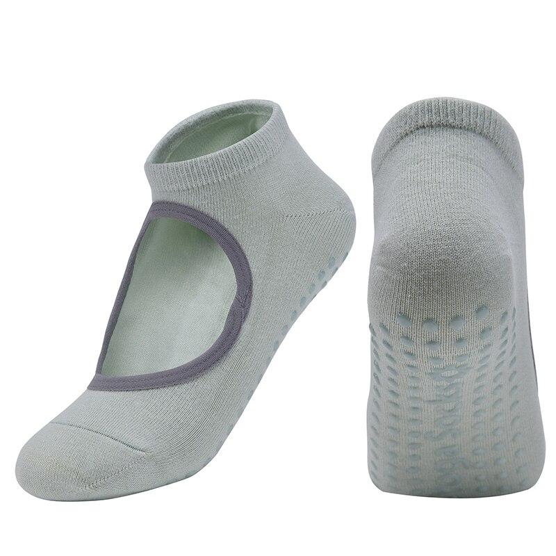 Hot Breathable Anti-Friction Women Yoga Socks Silicone Non Slip Pilates Barre Breathable Sports Dance Socks Slippers With Grips