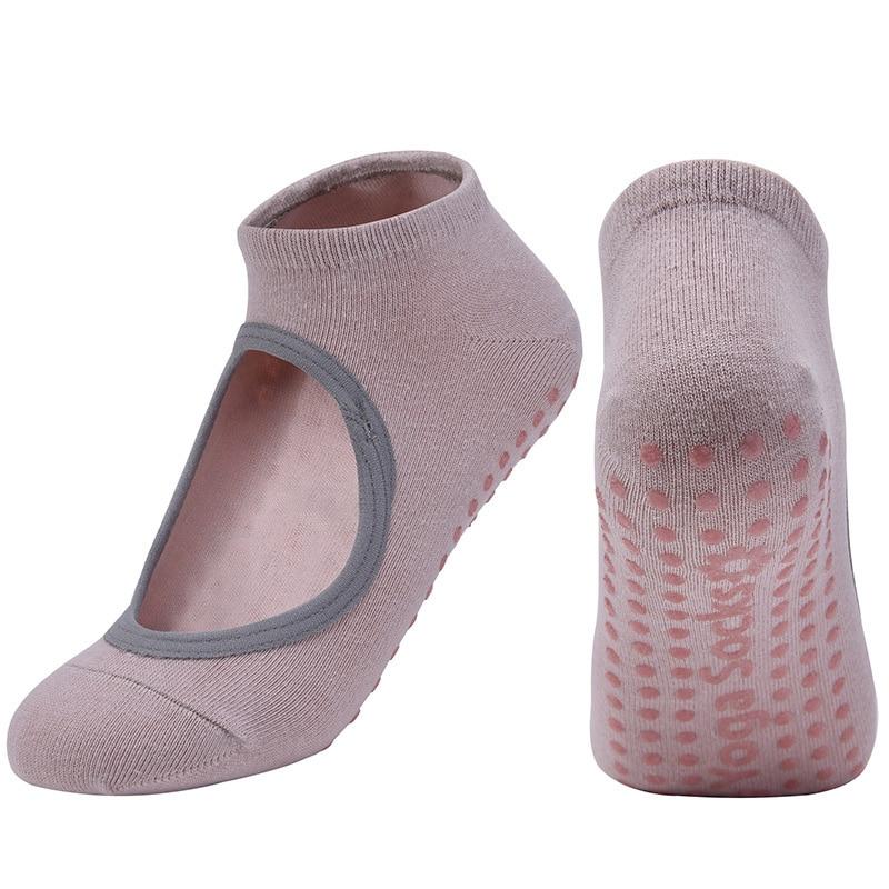 Hot Breathable Anti-Friction Women Yoga Socks Silicone Non Slip Pilates Barre Breathable Sports Dance Socks Slippers With Grips