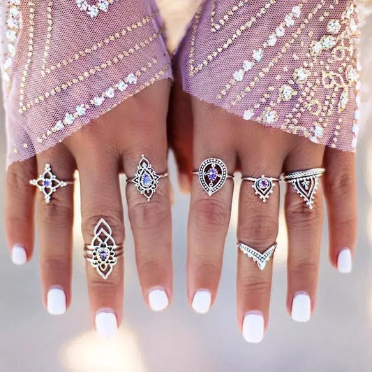 7 Pcs/Set Color Crystal Indian Ethnic Wind Hollow Flower Modeling Vintage Exaggerated Combination Ring For Xmas Party