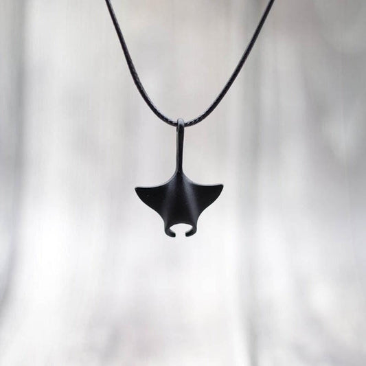 North Royal Manor Stingray Necklace