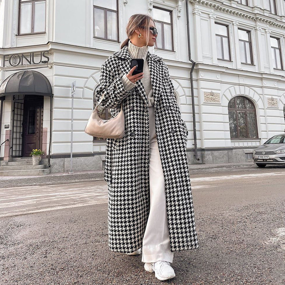 Checkered Long Trench Coat Stylish High-End Outerwear