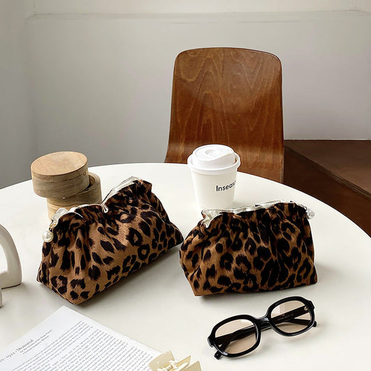 Portable Leopard Print Makeup Bag Stylish Organizer Clutch