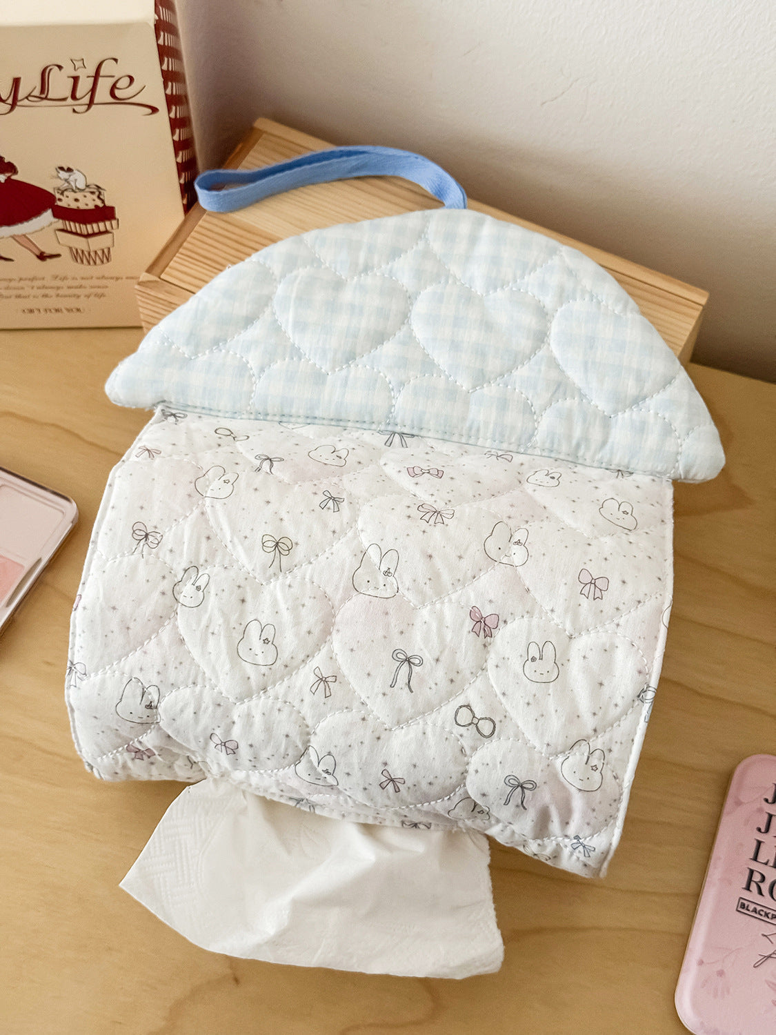 Heart-Shaped Quilted Tissue Organizer Car Hanging Holder