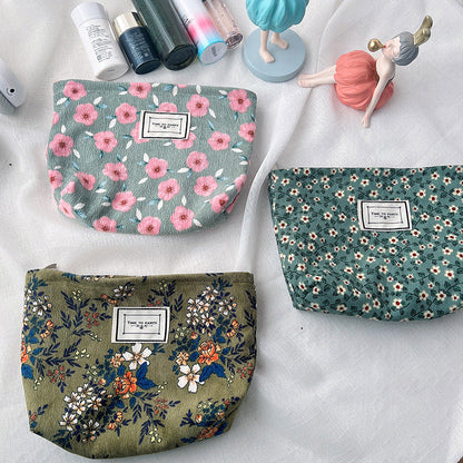Vintage Floral Velvet Makeup Bag Portable Travel Pouch