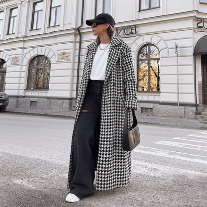 Checkered Long Trench Coat Stylish High-End Outerwear