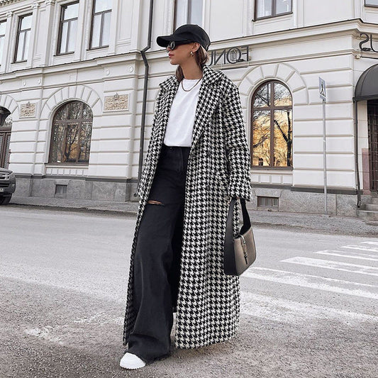 Checkered Long Trench Coat Stylish High-End Outerwear