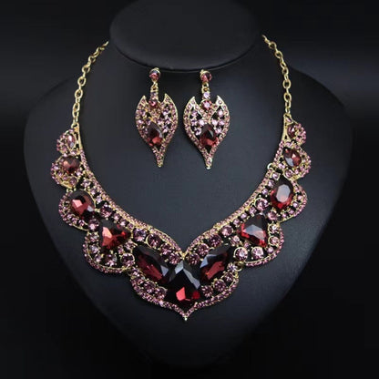 Vintage-Inspired Glamorous Necklace and Earring Set for Brides
