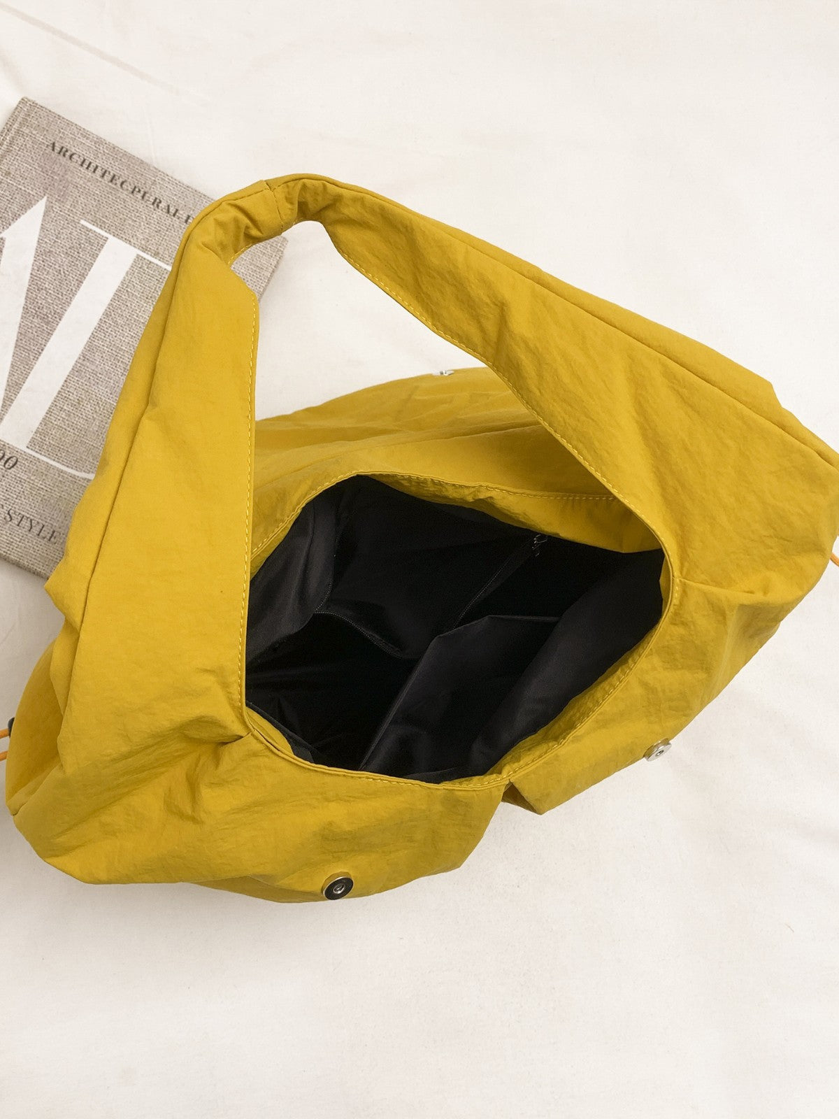 Trendy Nylon Shoulder Bag Casual Large Capacity Commuter Bag
