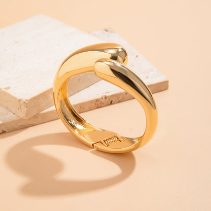 Trendy Irregular Alloy Bracelet Set
