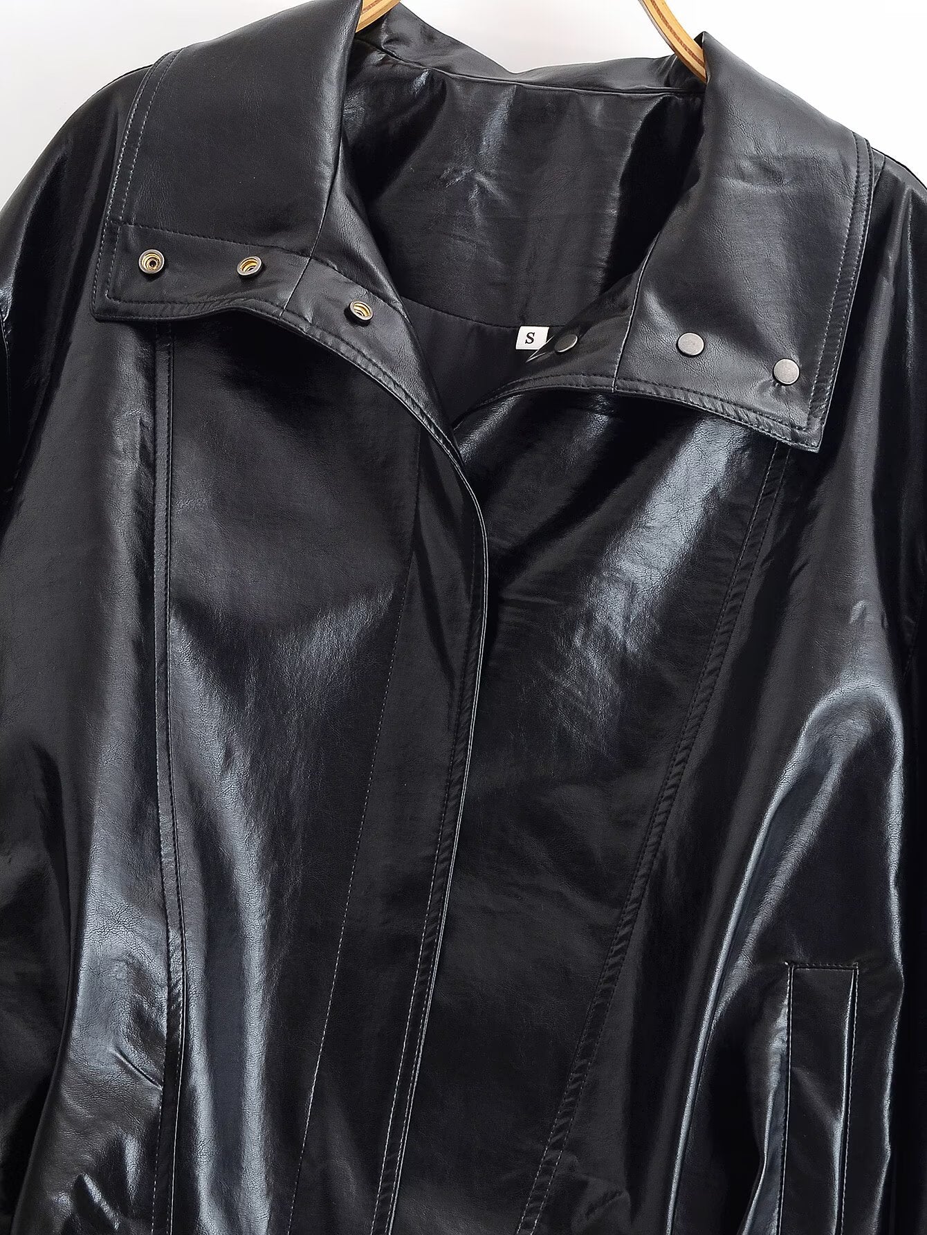 Cool Lapel Pleated Leather Jackey