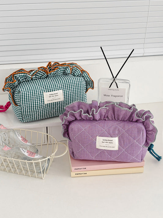 Colorful Checkered Storage Bag Cotton Cozy Design for Everyday Use