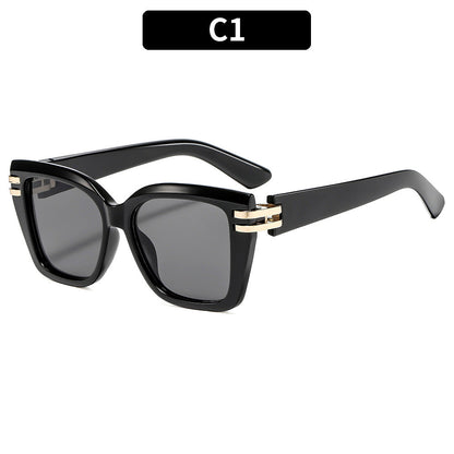 Fashionable Oversized Sunglasses for Women