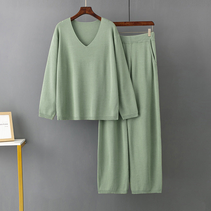 2+ Solid Color V-Neck Knit Sets