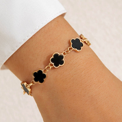 Trendy Alloy Five-Leaf Clover Bracelet Jewelry Set