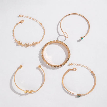 Heart-Shaped Emerald Gemstone Bracelet Set With Rhinestones