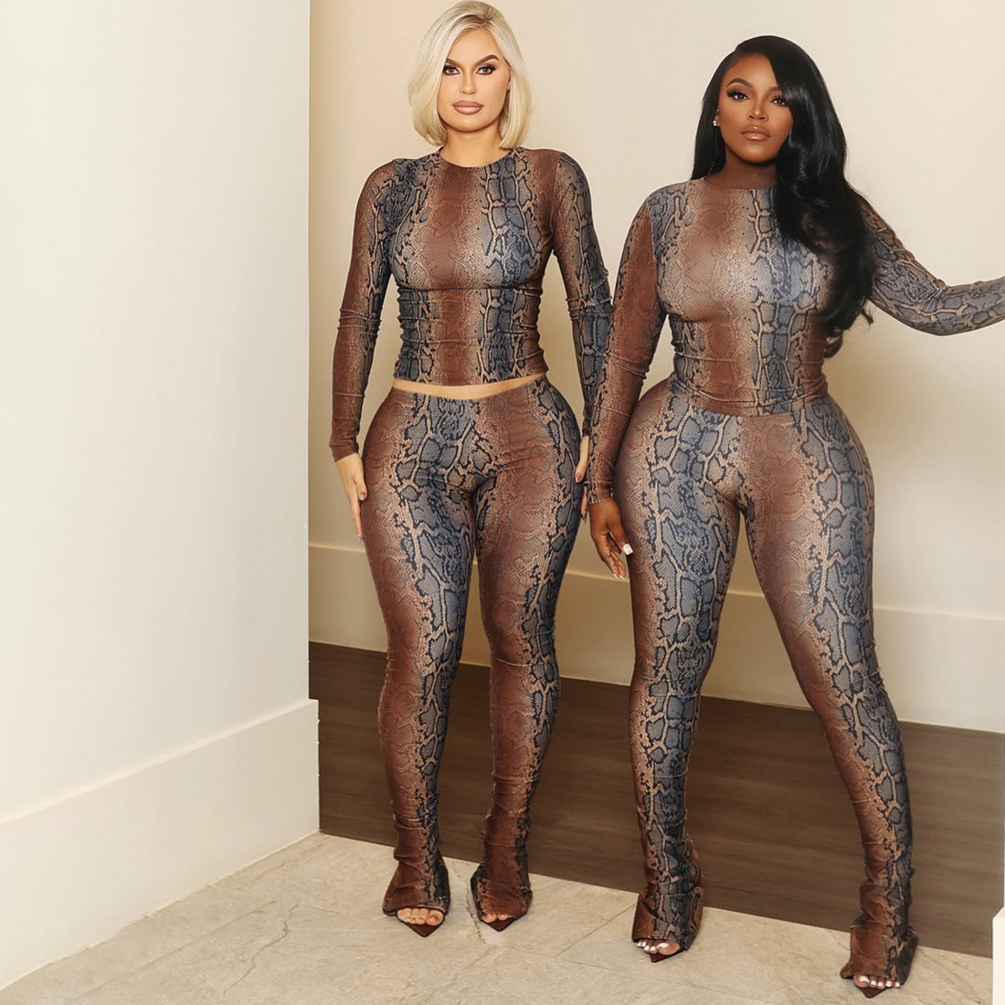 Figures-Hugging Long Sleeve Top With Printed Trousers Set