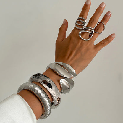 Stylish Leaf Pattern Bracelet Unique Open Cuff Bangle for Women