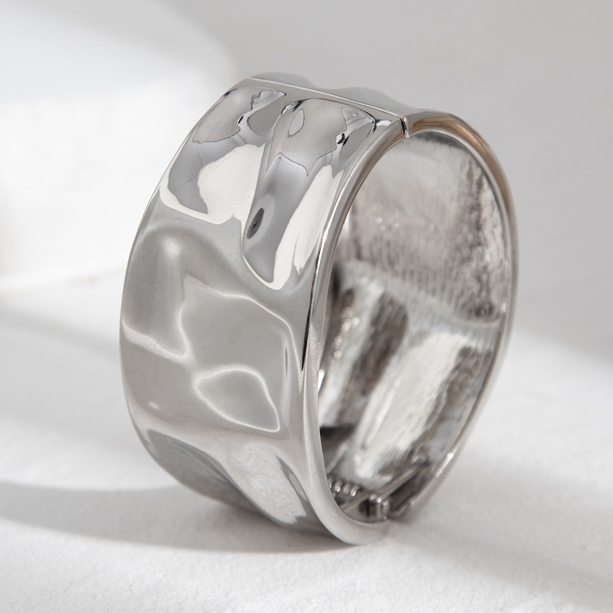 Liquid Metal Pleated Bracelet Trendy Spring Bracelet for Women
